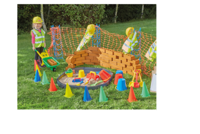 Outdoor imaginative clearance play