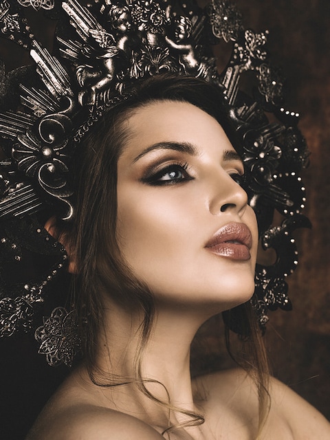 Gravity_Rebeca_Saray_Desktop