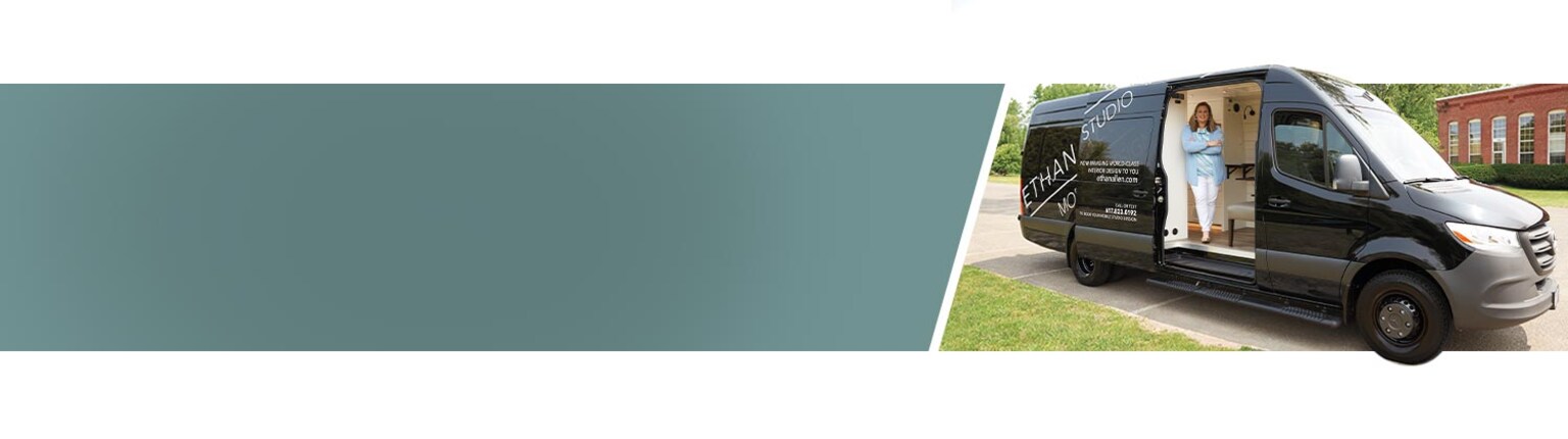 mobile-studio-banner-pop-out