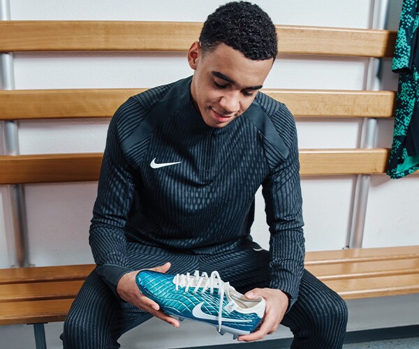 Nike Tiempo 30th Anniversary 27